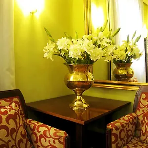 hostal-los-guerreros.besthotelstoledo.com/